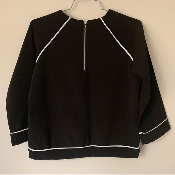 Black Circle Blouse - Picture 2 of 8